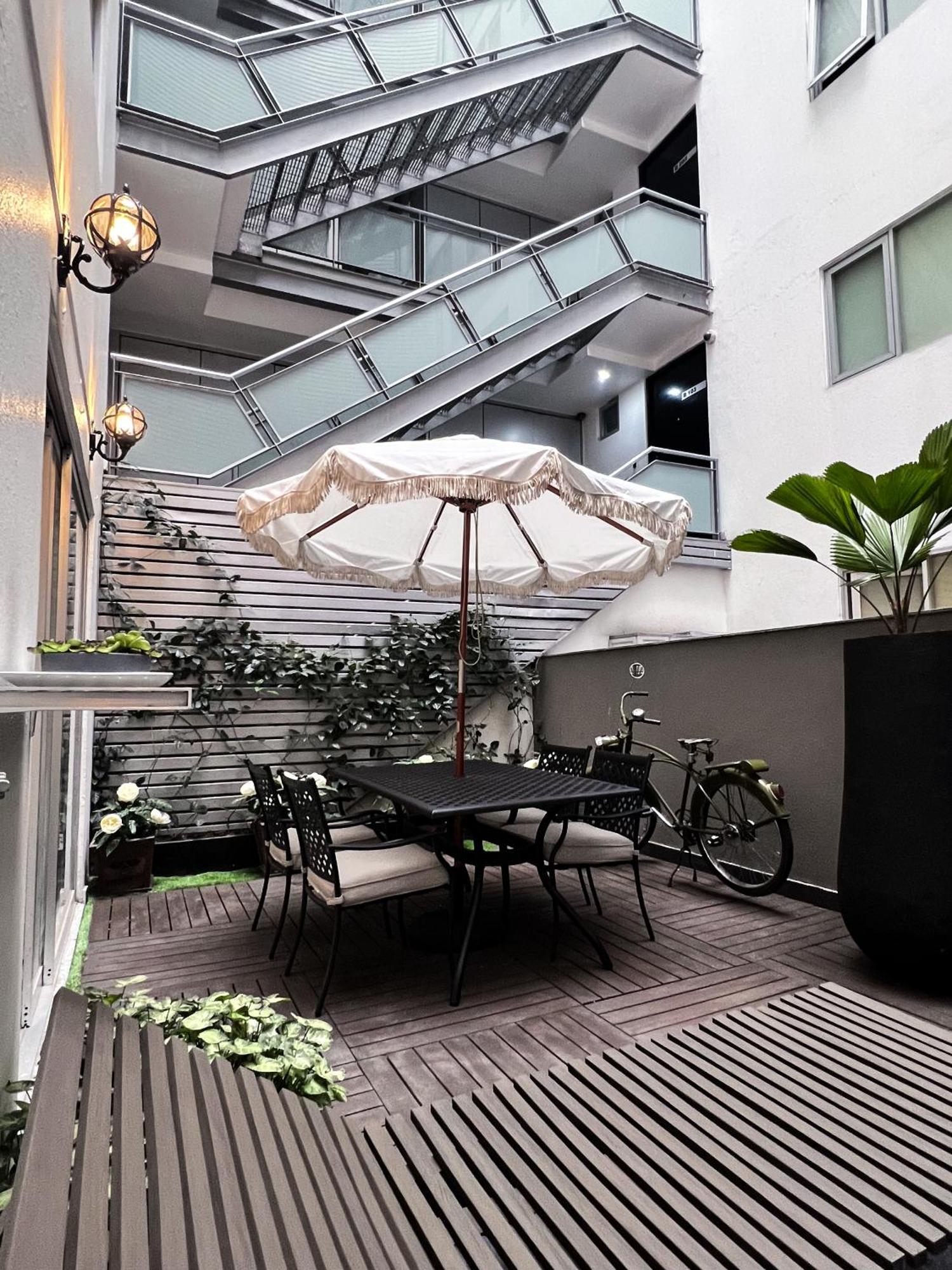 Central Park Condesa Mexico City Exterior photo
